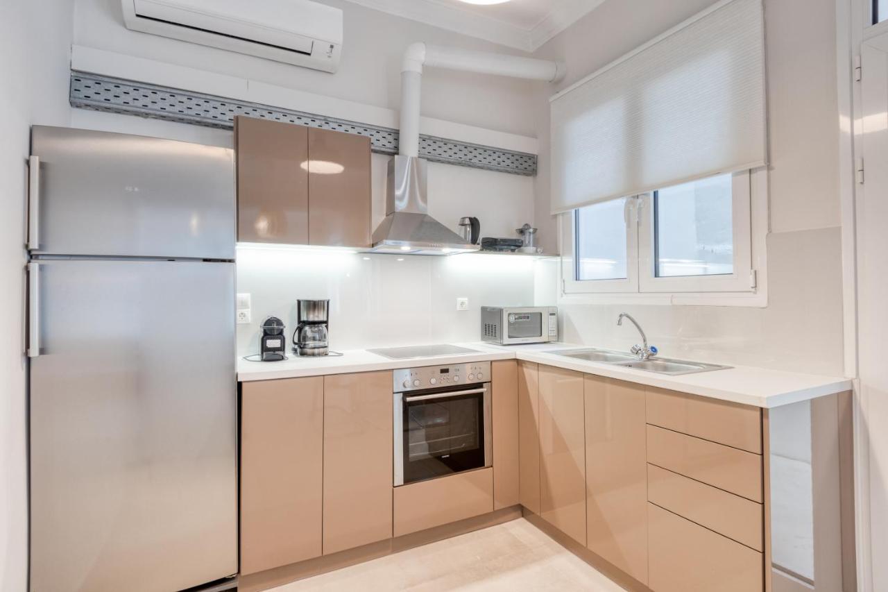Modern 2-Bedroom Apt, 200M From The Acropolis Athens Exterior photo